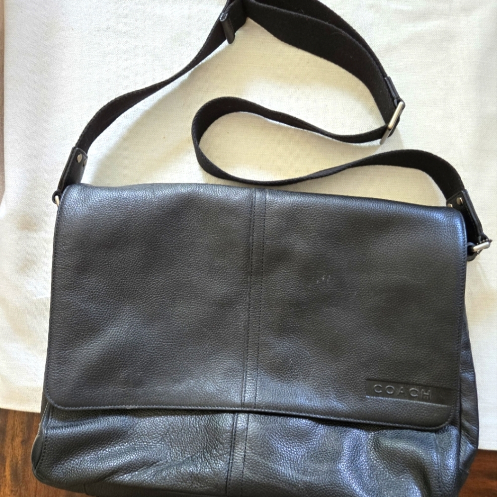 Coach Black Leather Messenger Laptop  Bag with Adjustable Strap